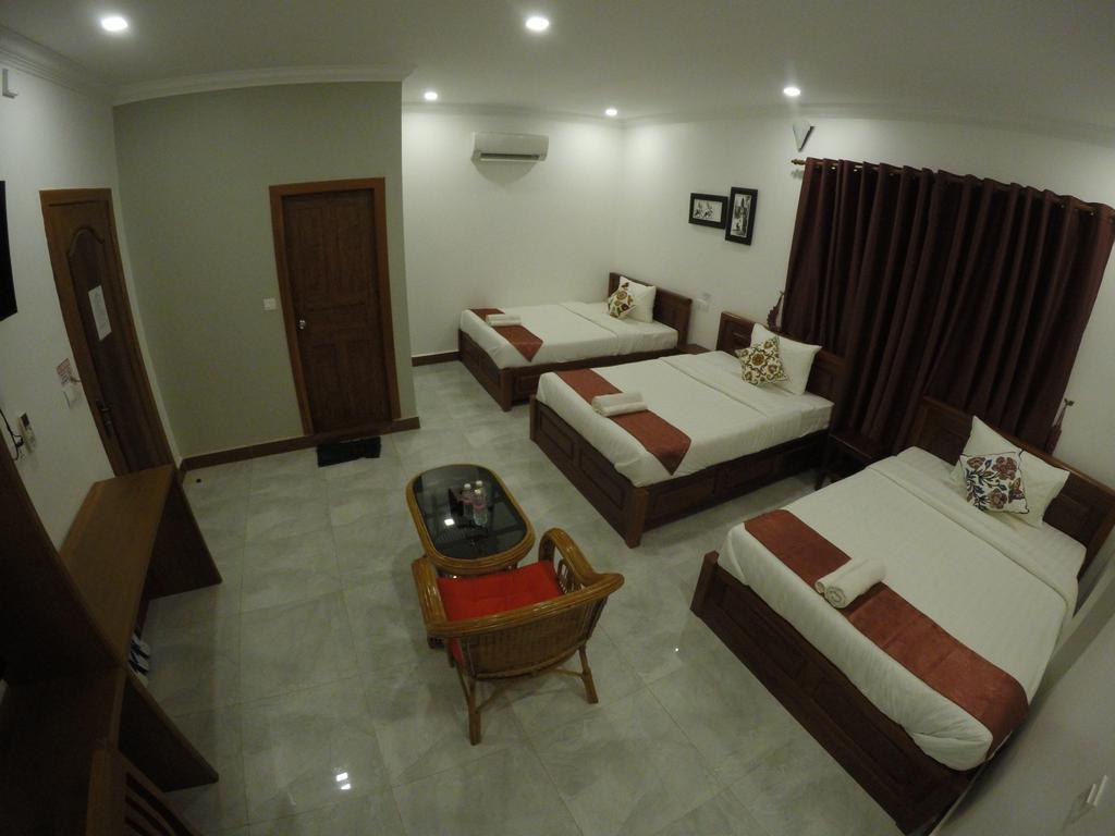 Happy​​ Family Guesthouse Kampot Eksteriør billede